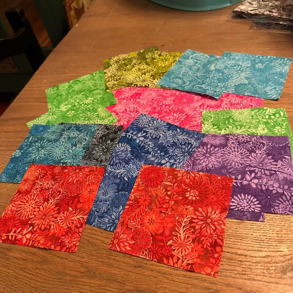 18pc Floral Batik Cotton Fabric Squares 5 Inch Charm Pack Quilting Assortment